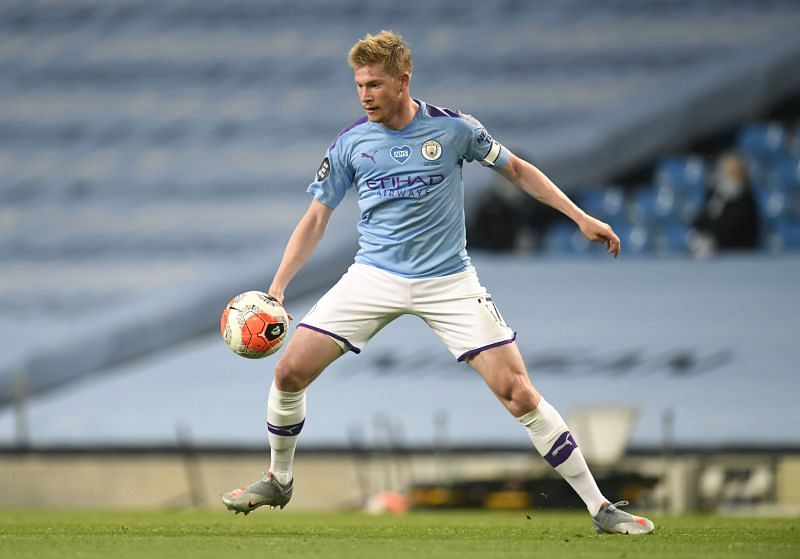 Kevin De Bruyne is often considered to be the best midfielder of the current generation.